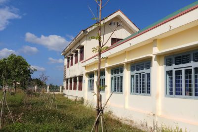 TRỒNG CÂY KỶ NIỆM 40 NĂM NGÀY NHÀ GIÁO VIỆT NAM (20/11/1982-20/11/2022)